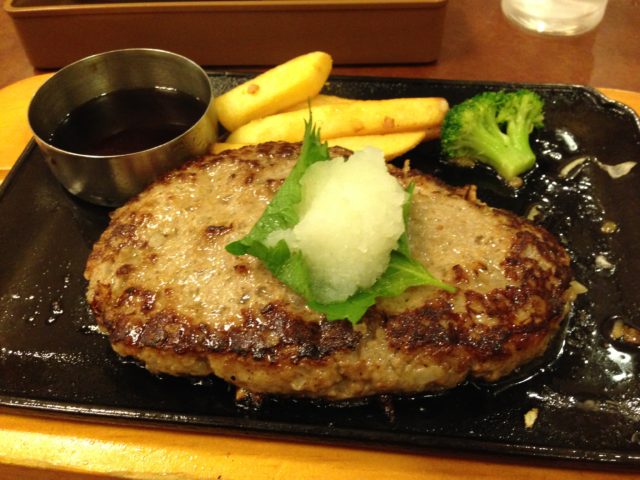 ビクトリアでハンバーグ