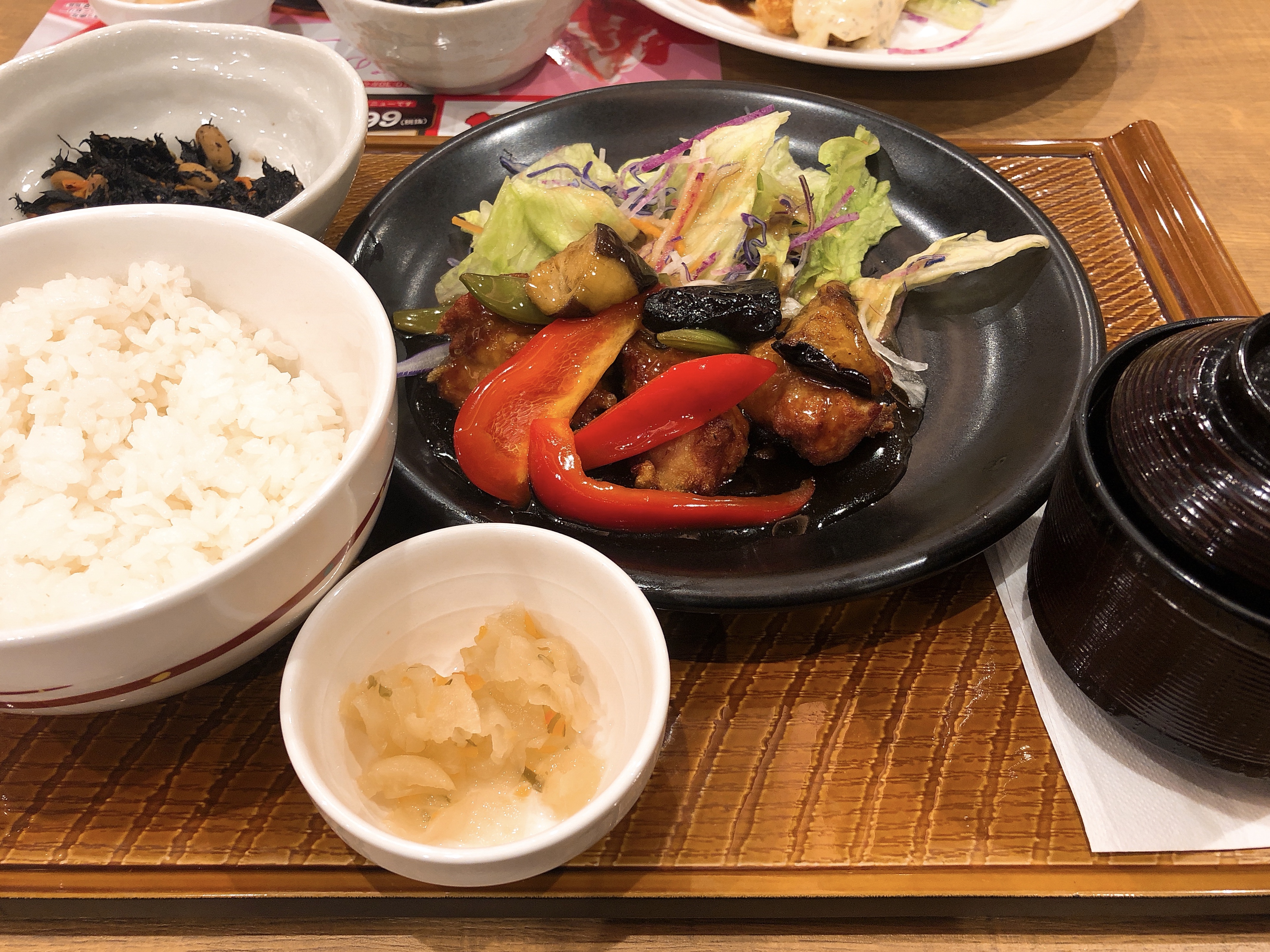 若鶏と彩り野菜の黒酢あん 和食セット