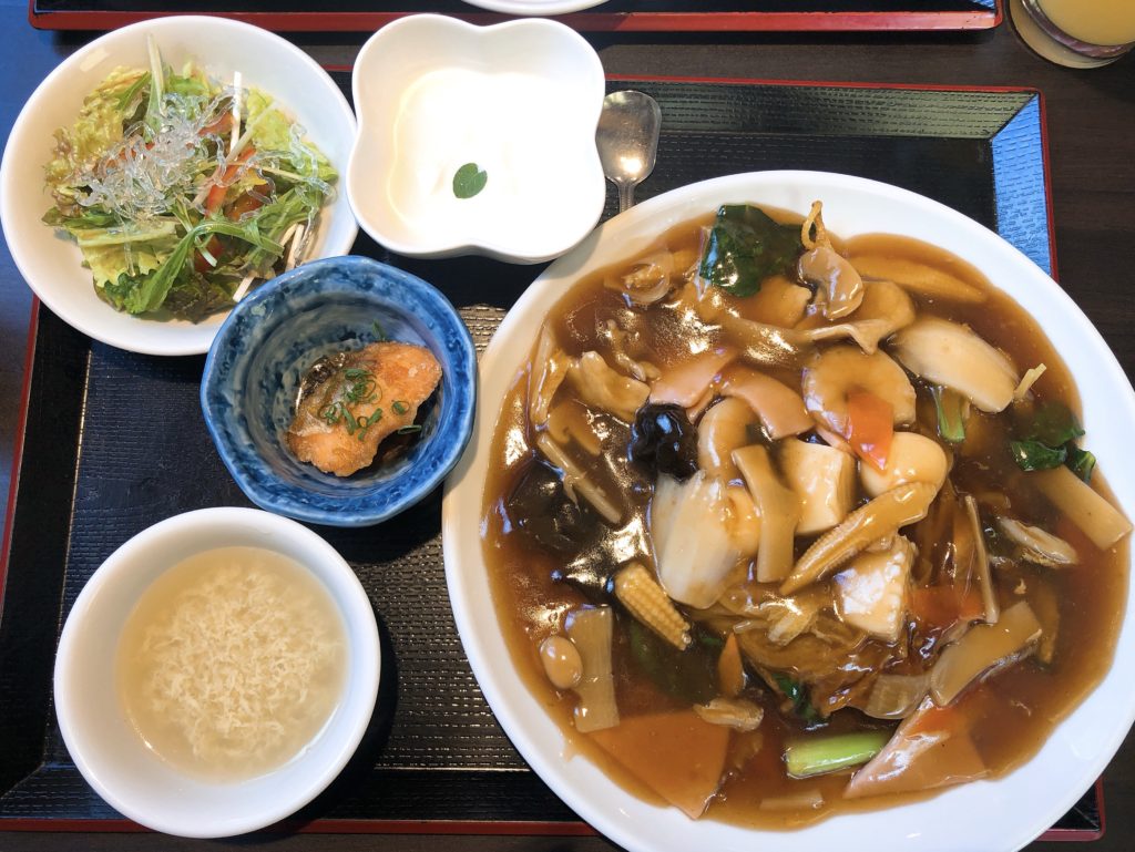 昼ゴハンは杏梨で