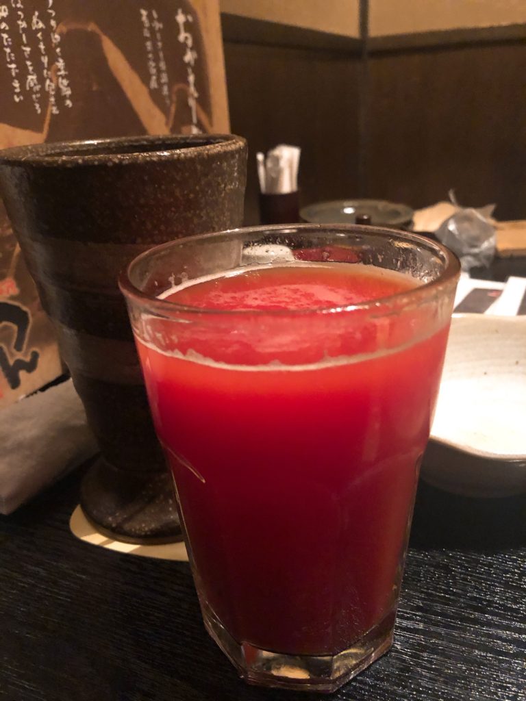 くいもの屋 わん レッドアイと生ビール