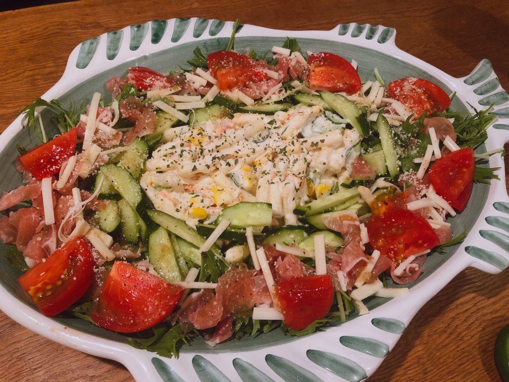 20190723 BarKen カウンターにて 本日のサラダ