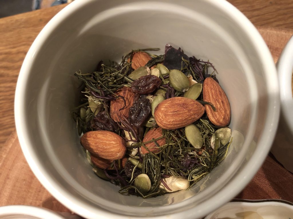 20200705　ネイル後の夜ゴハン　ナツコ