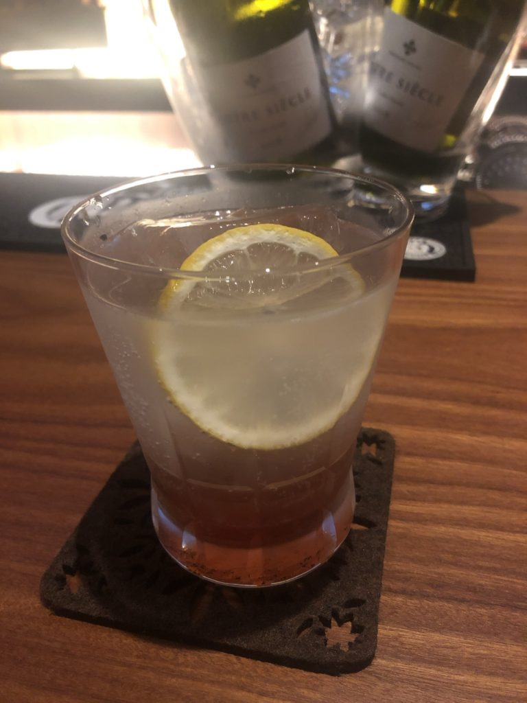 BAR Sovereign カウンター