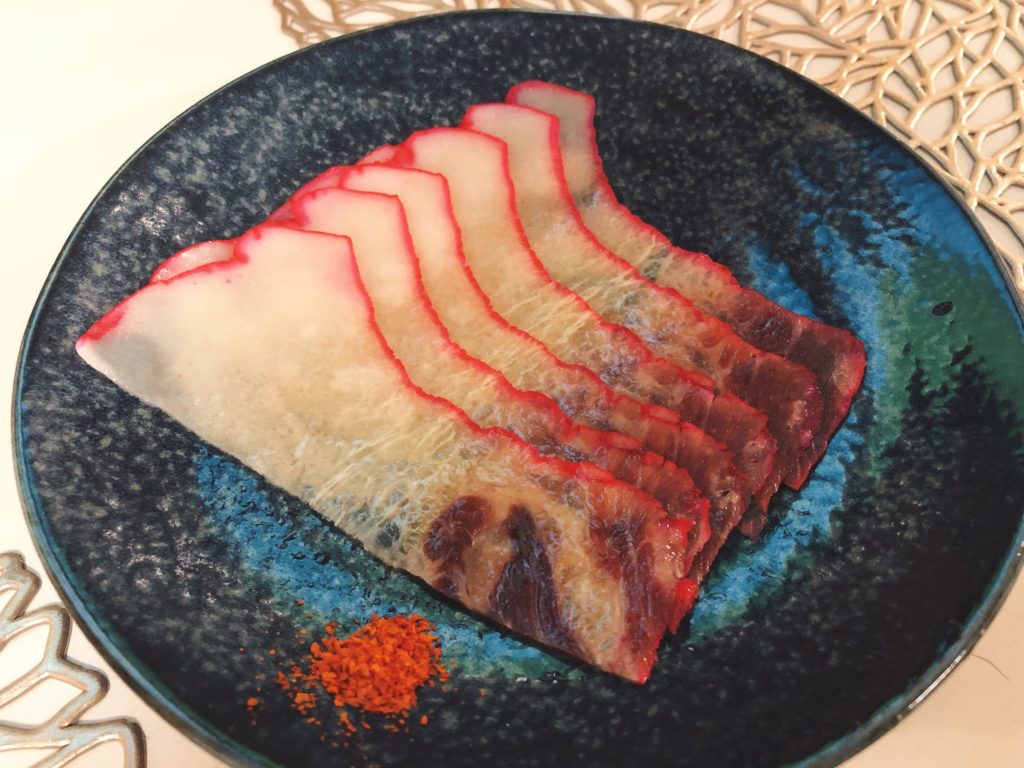 20200828 函館魚販　ナガスクジラのベーコン