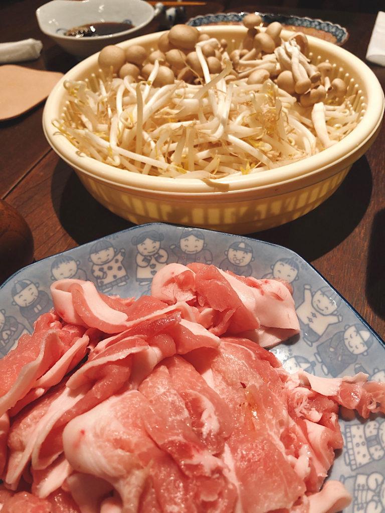 ネイル後の夜ゴハン しゃぶしゃぶ