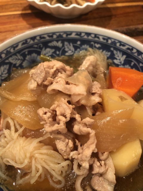 20201022 ネイル後の夜ゴハン　肉じゃが