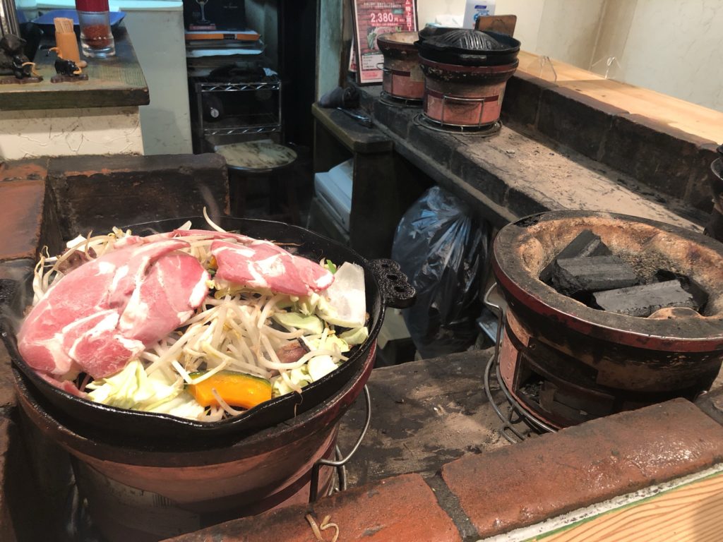 大門横丁　ラムジン　店内