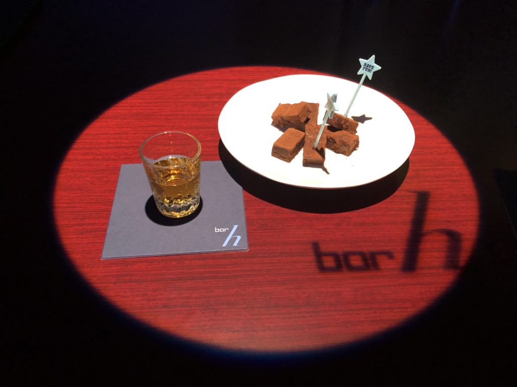 20210430 bar h カウンターテーブル