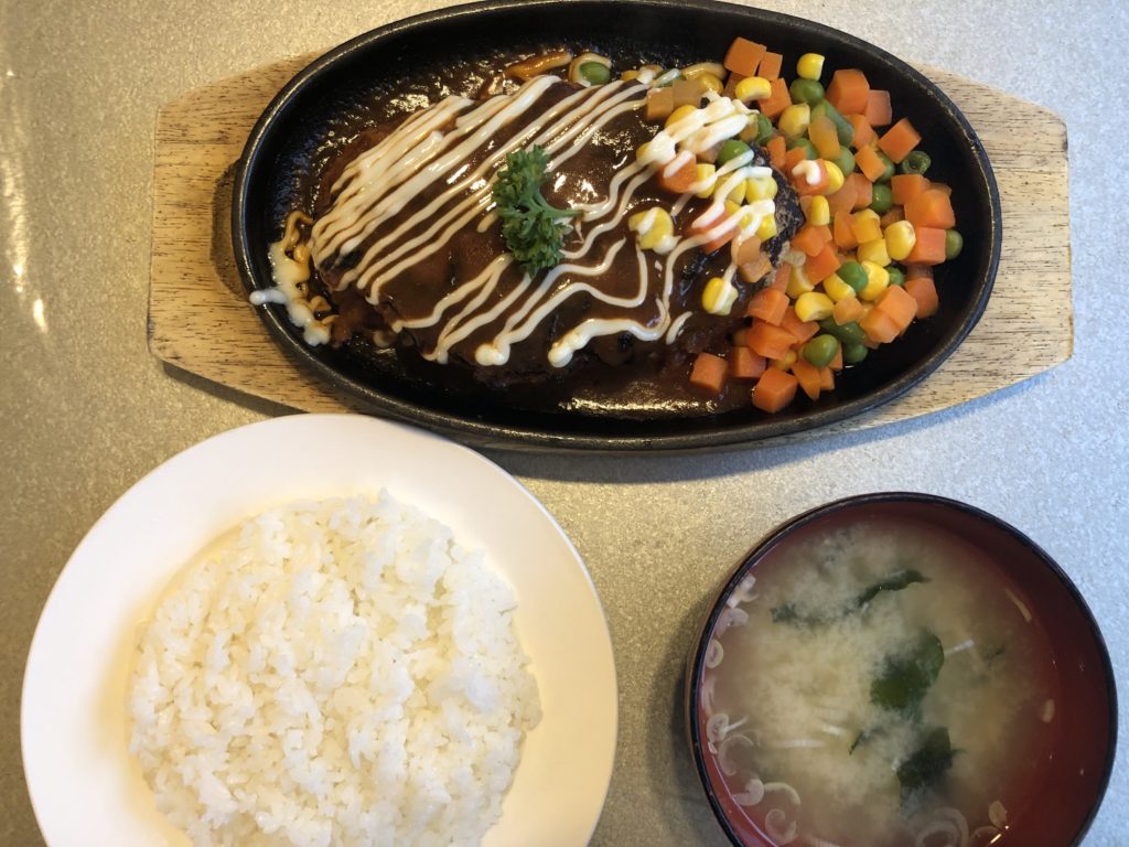 グリル塩豚　ハンバーグと豚カツセット