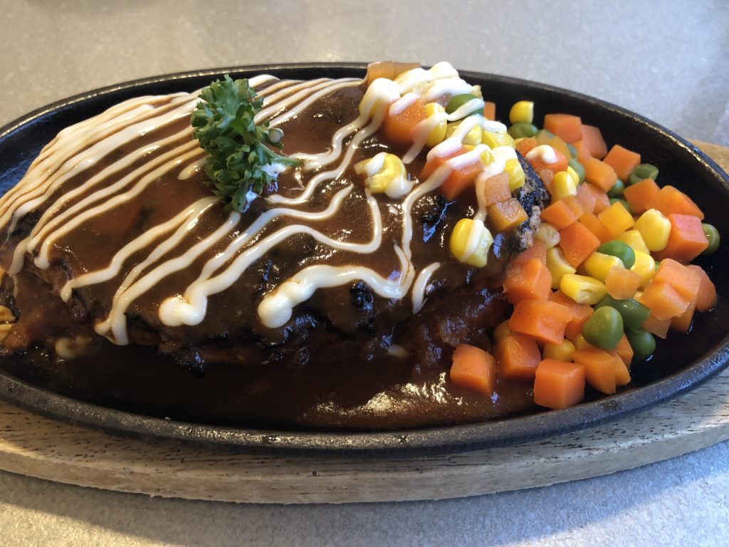 グリル塩豚　ハンバーグと豚カツ