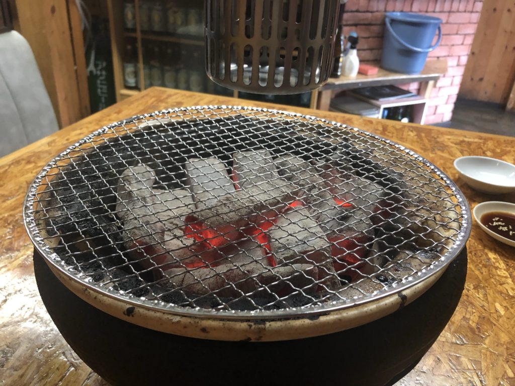 焼肉 金剛苑 店内