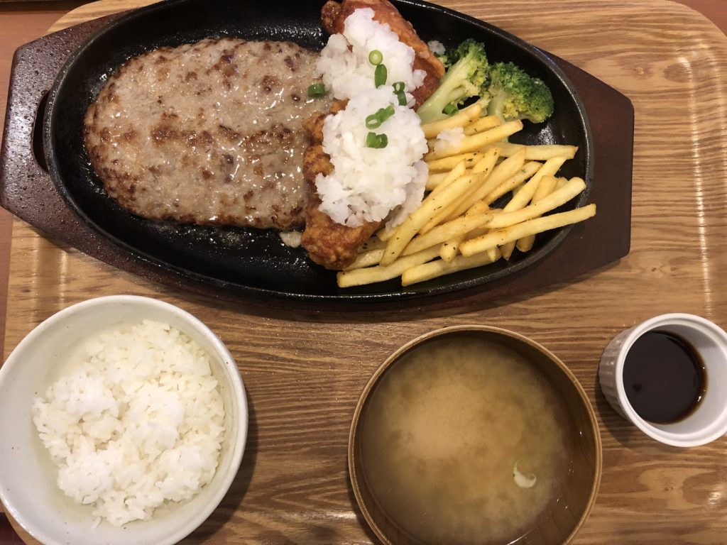 FIRE BURG 札幌ザンギ&ハンバーグセット鬼おろしポン酢