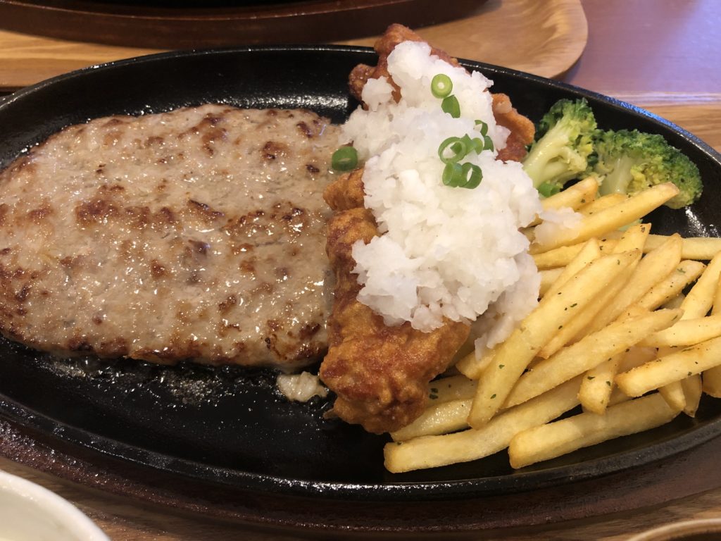 FIRE BURG 札幌ザンギ&ハンバーグセット鬼おろしポン酢