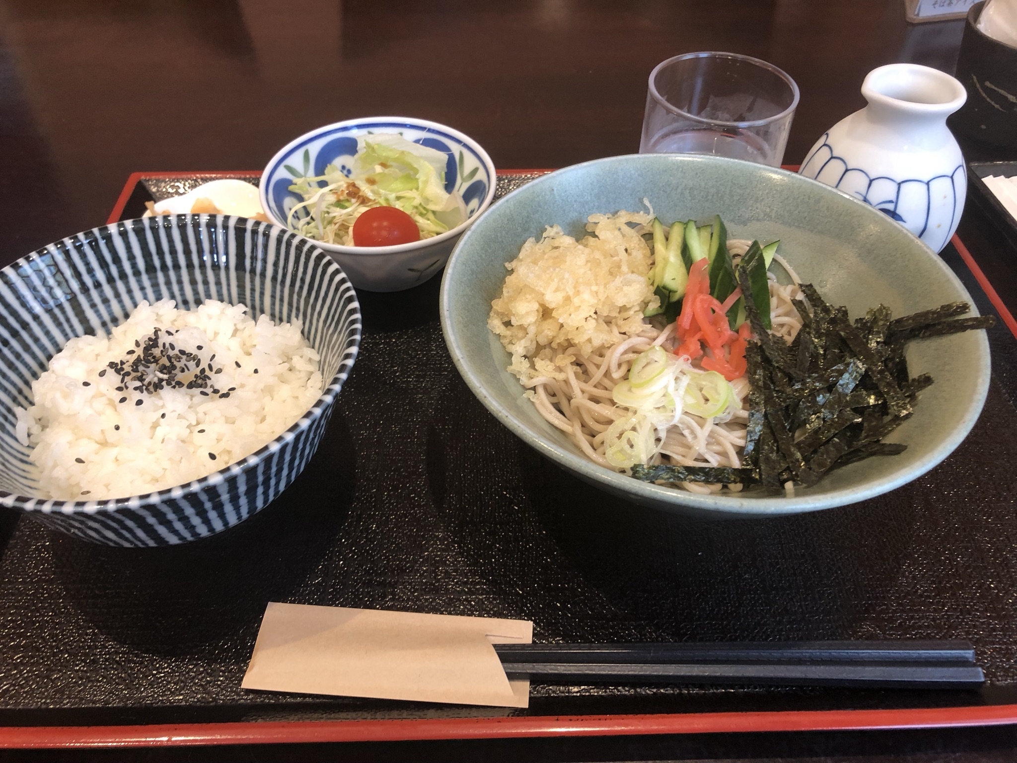 昼ゴハンはお蕎麦