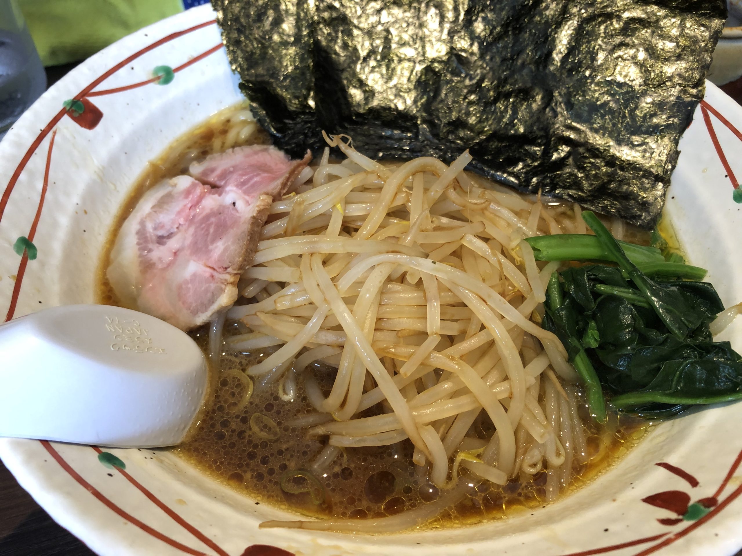 昼ゴハンはご近所で