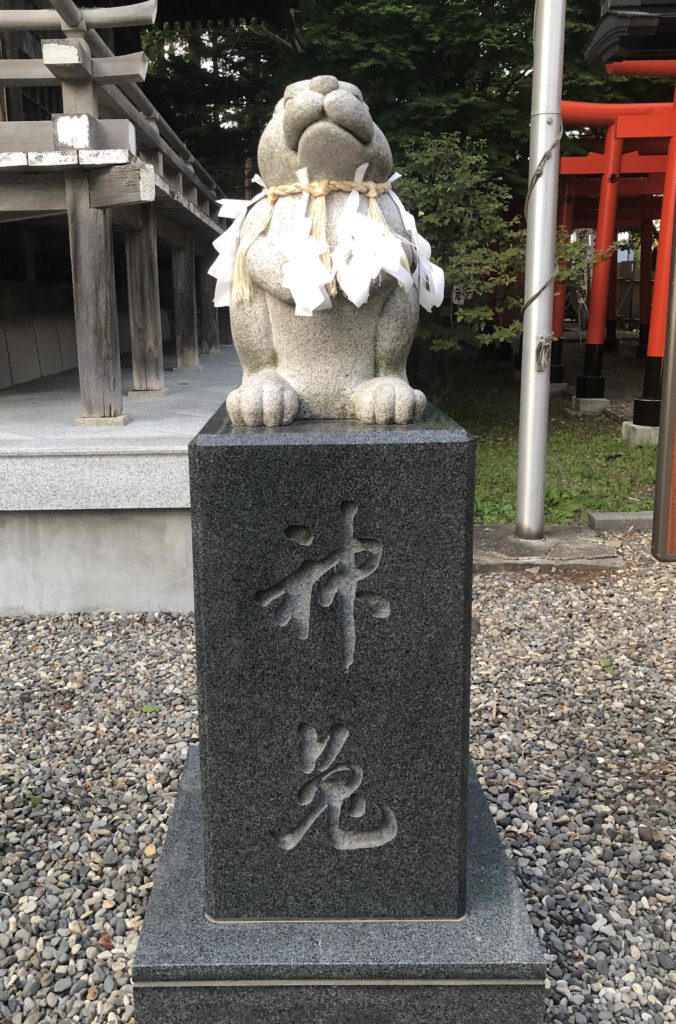 湯倉神社 なでうさぎ(神兎)