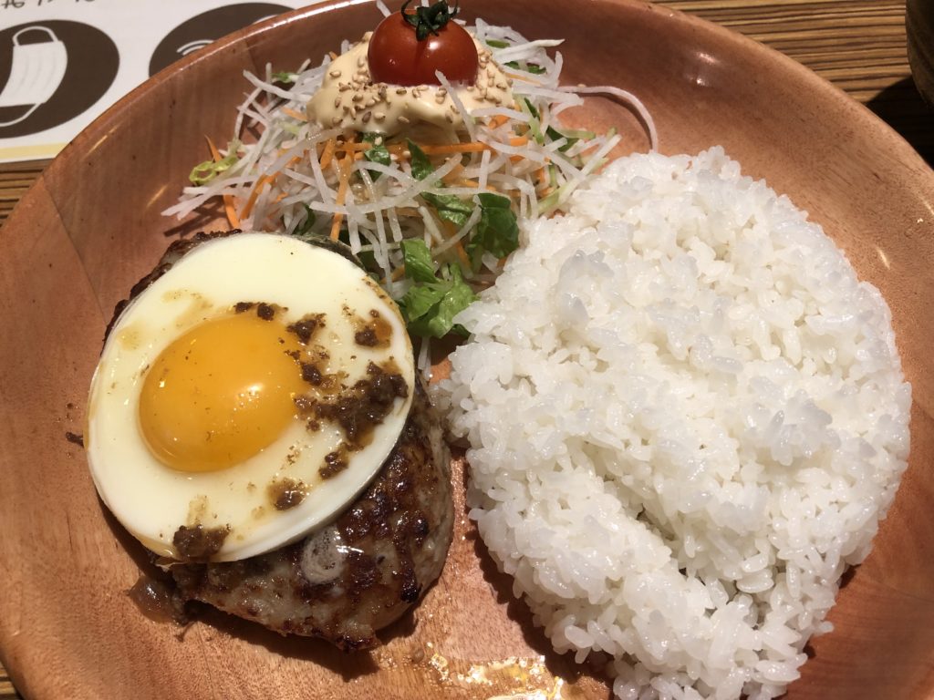 ハンバーグディッシュエッグ