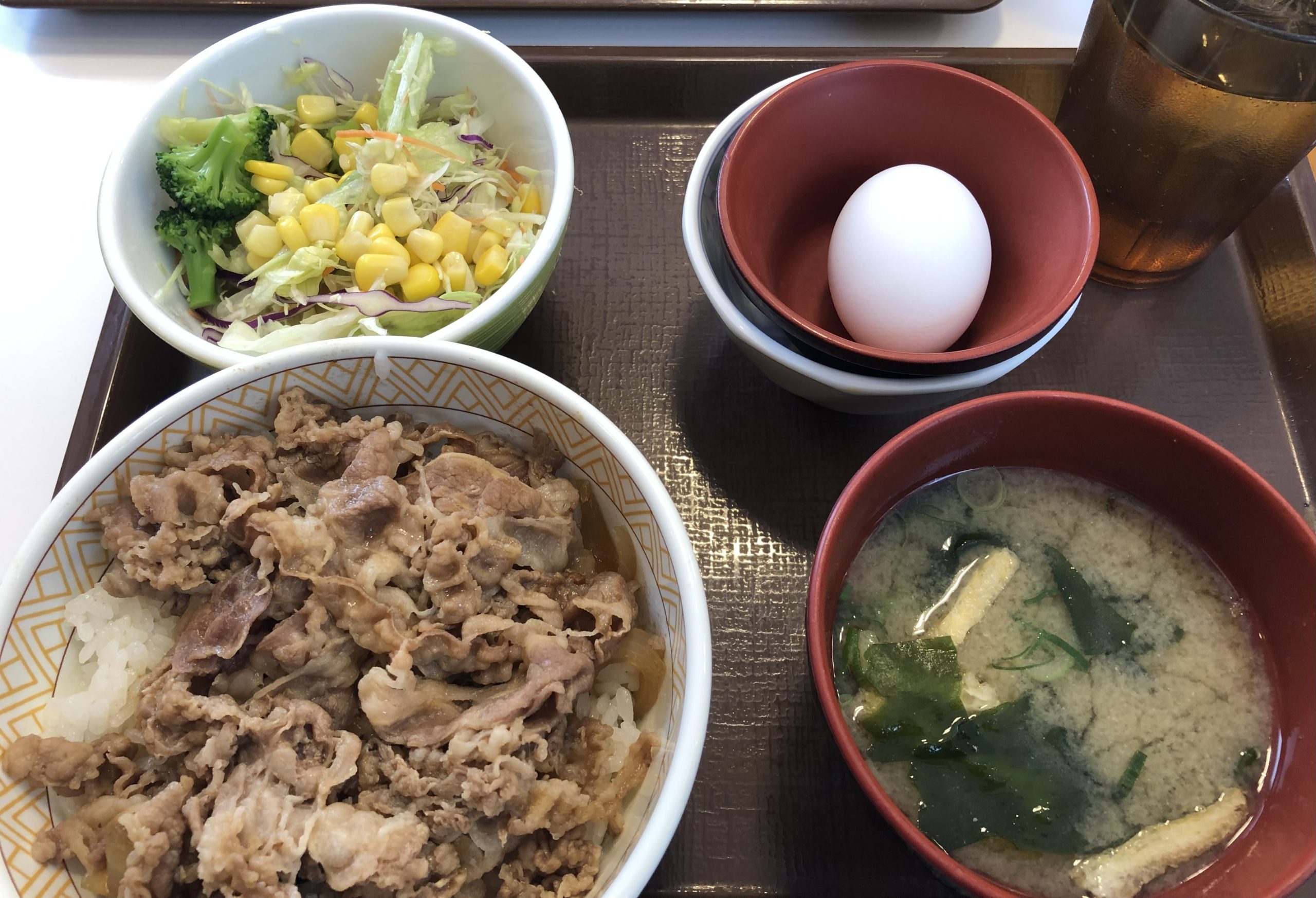お昼ゴハンは牛丼